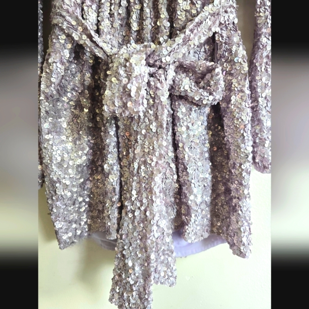 NWT! Mac Duggal, Sequin And Rhinestone Short Romper, Lilac, Size XS - Picture 3 of 12
